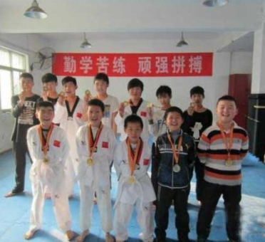 荆州--跆拳道训练